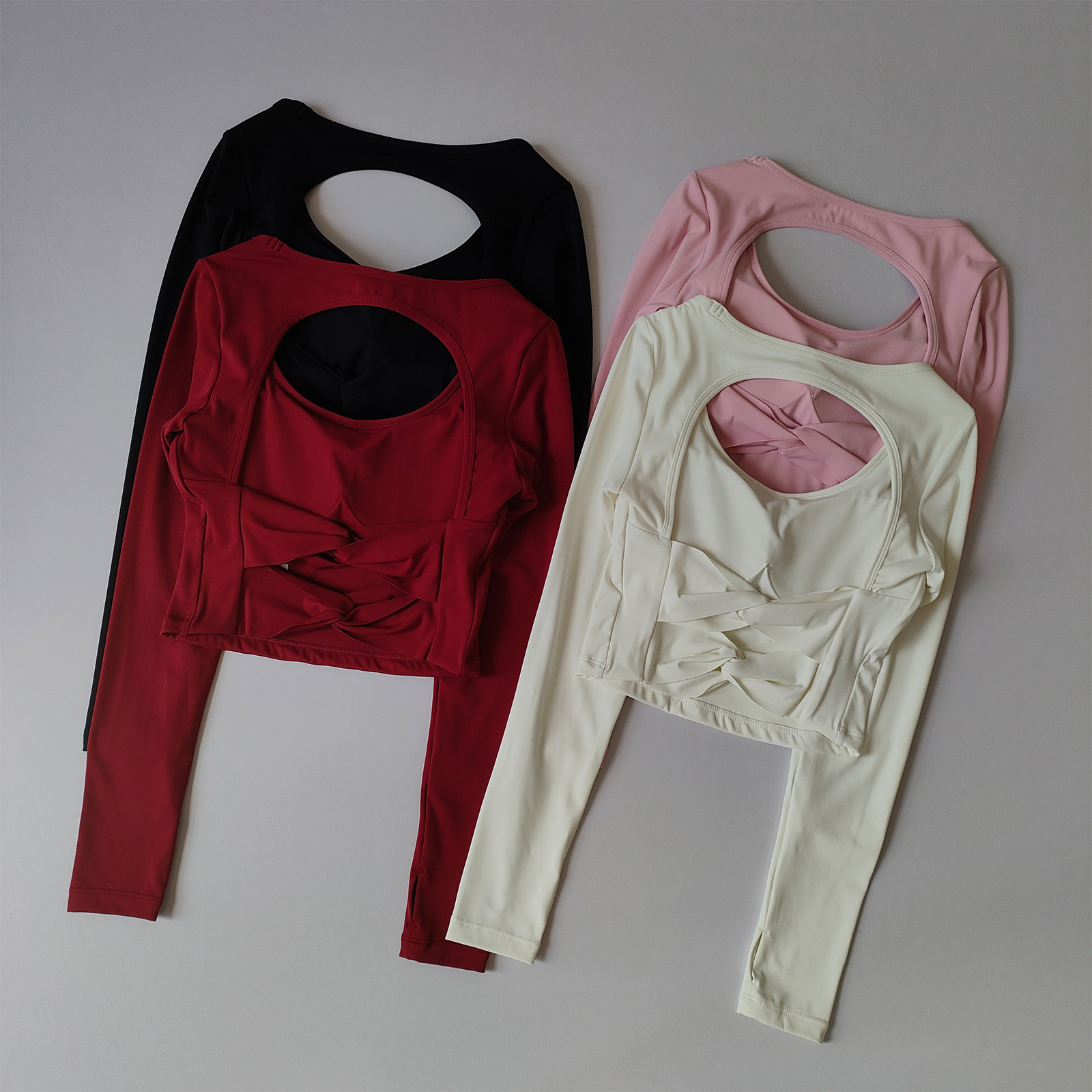 Sexy yogakleding met borstpad, - Pilates Yoga One recensie en prijs