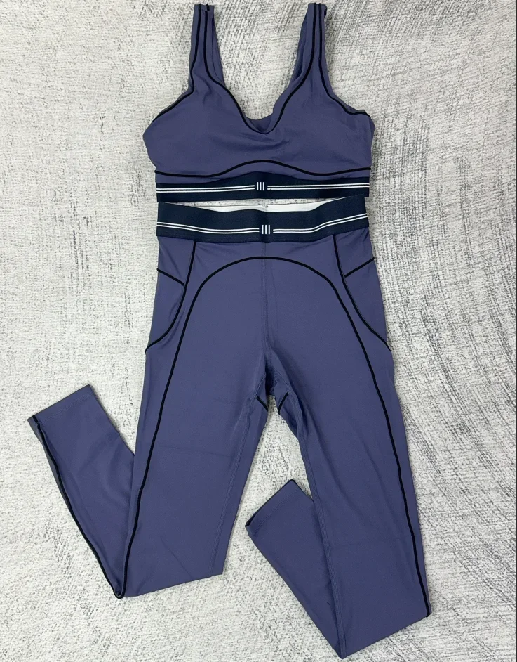 Tanktop en broek, tweedelig ad - Pilate Yoga Workout recensie en prijs